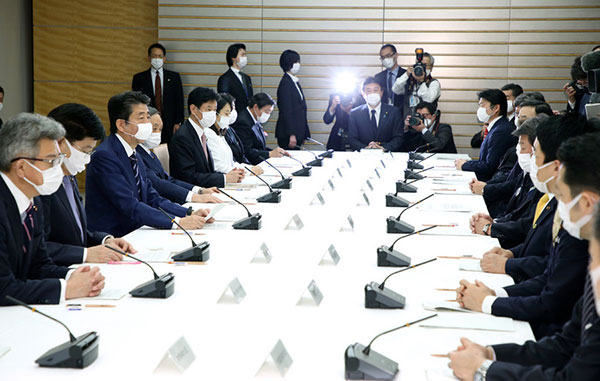 日本政府宣布將逐步放寬入境限制政策！ 